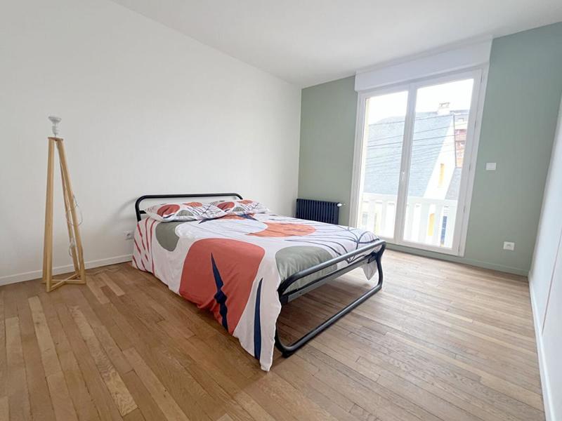 Maison - 122 m² - 6 pièces