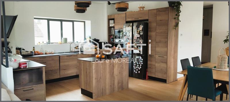 Maison - 161 m² - 6 pièces