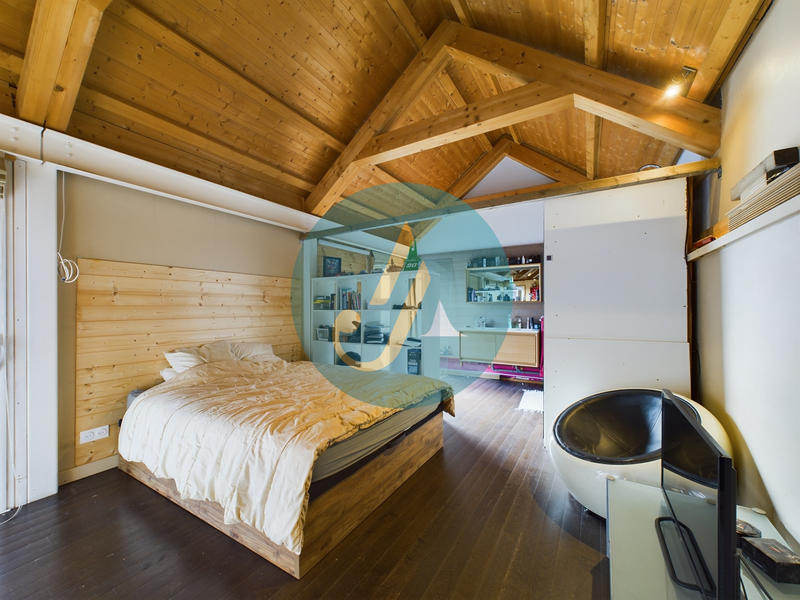 Maison - 145 m² - 5 pièces