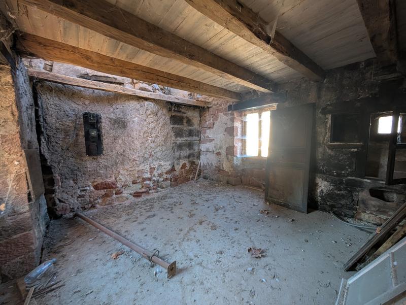 Maison ancienne - 170 m² - 6 pièces