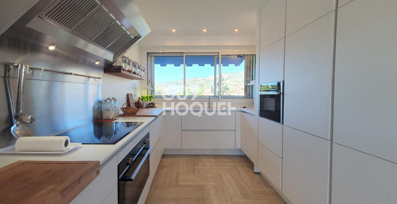 Appartement - 125 m² - 5 pièces