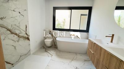 Loft - 178 m² - 4 pièces