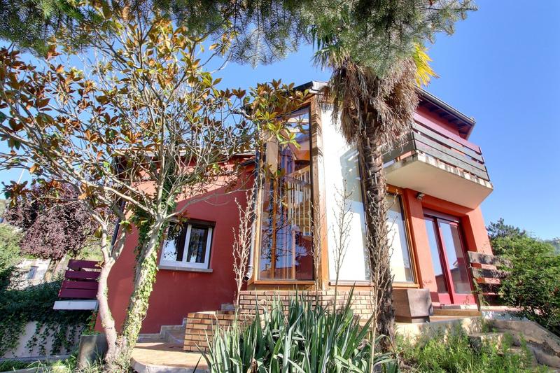 Maison - 160 m² - 6 pièces