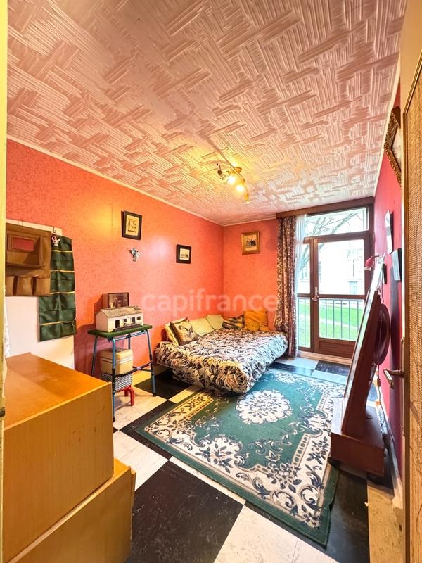 Appartement - 86 m² - 5 pièces