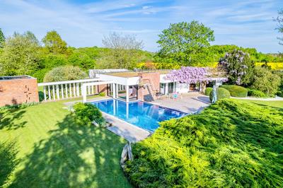 Maison d'architecte - 215 m² - 6 pièces