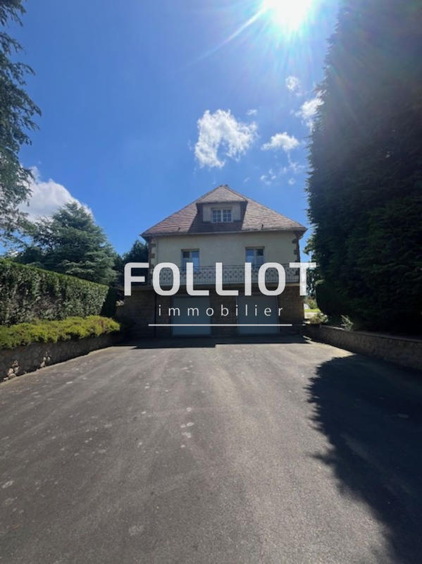 Maison - 177 m² - 7 pièces