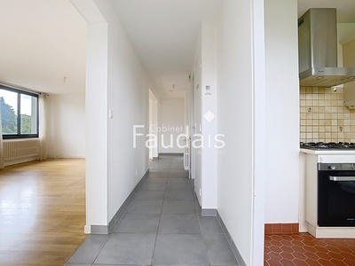 Maison - 102 m² - 5 pièces