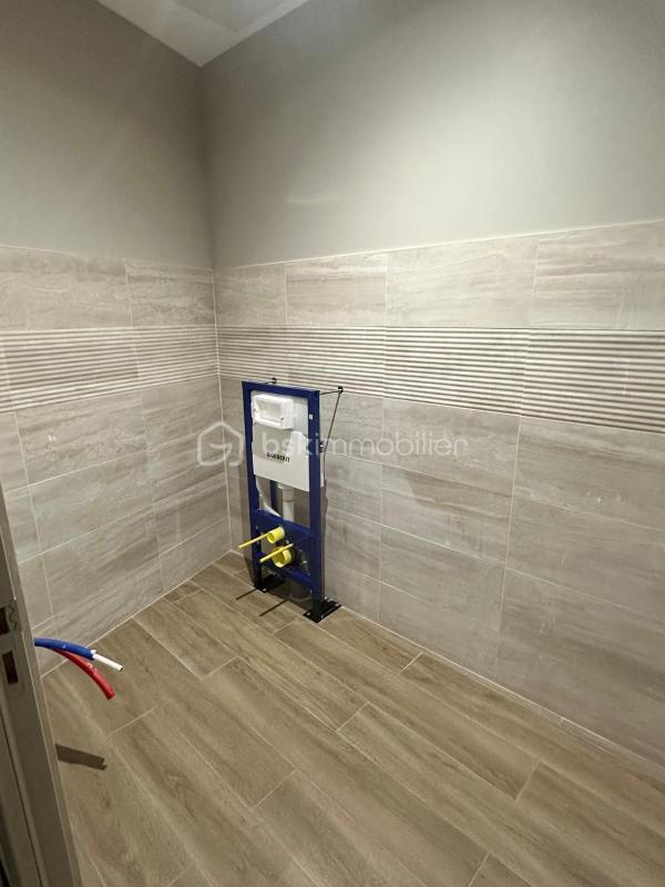 Immeuble - 144 m² - 7 pièces