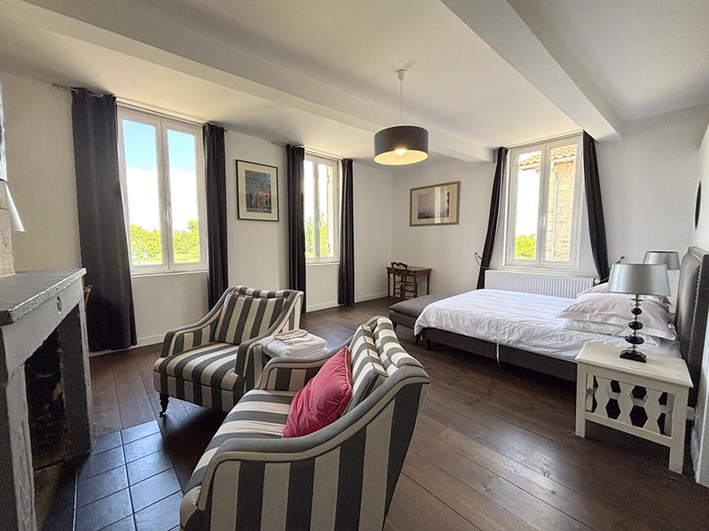 Maison - 189 m² - 7 pièces