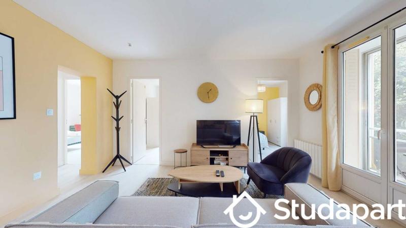 Chambre - 9 m² - 1 pièce