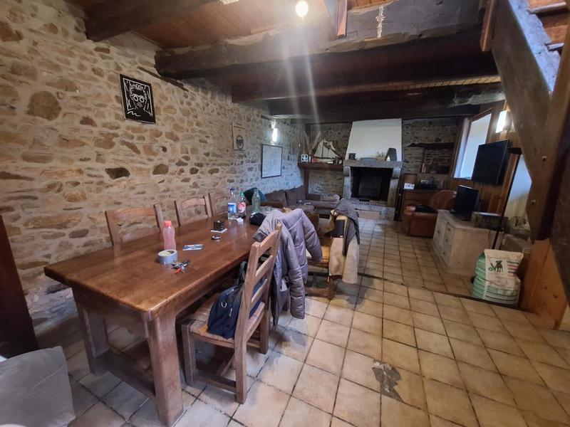 Maison en pierre - 90 m² - 3 pièces