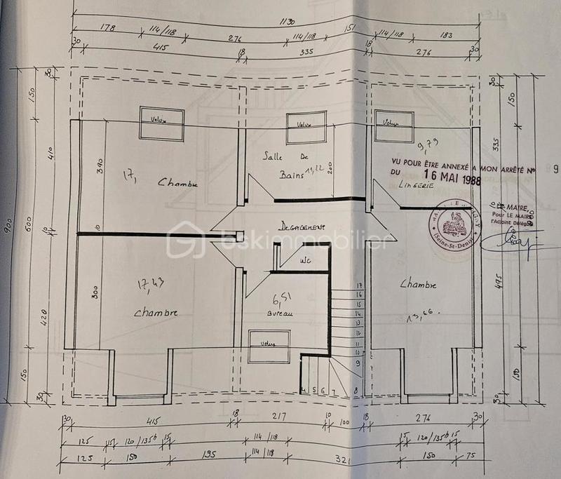 Pavillon - 150 m² - 6 pièces
