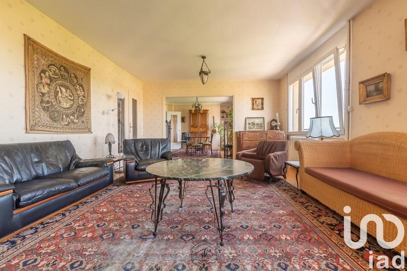 Appartement - 200 m² - 7 pièces