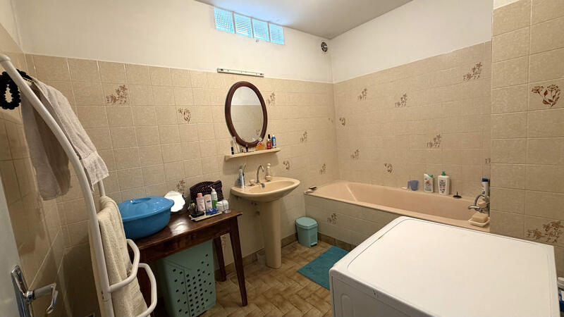 Appartement - 84 m² - 3 pièces