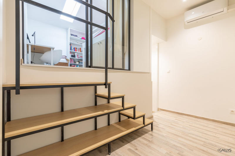 Appartement - 99 m² - 4 pièces