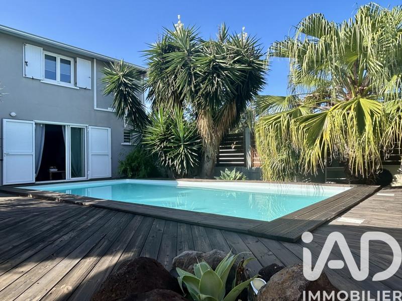 Maison - 200 m² - 4 pièces