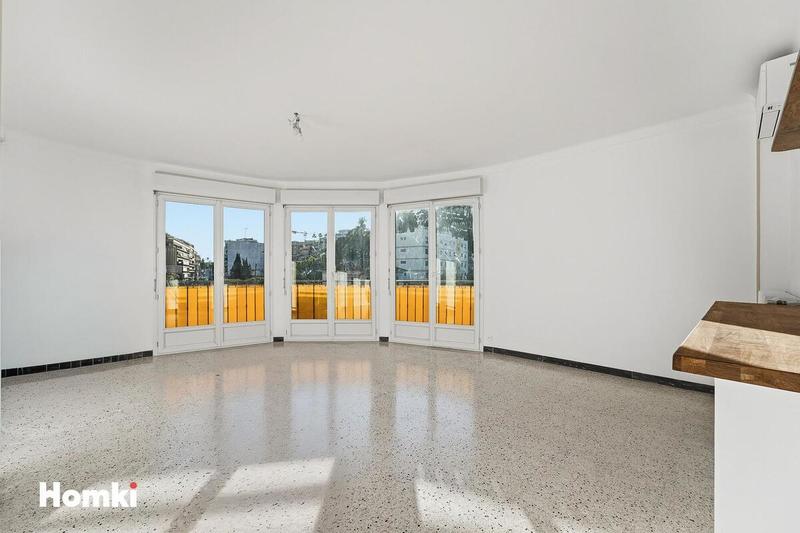 Appartement - 106 m² - 4 pièces