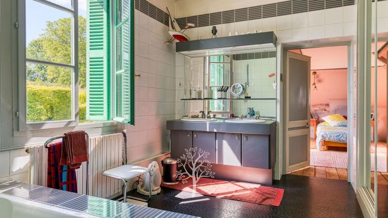 Maison de maîtres - 241 m² - 6 pièces