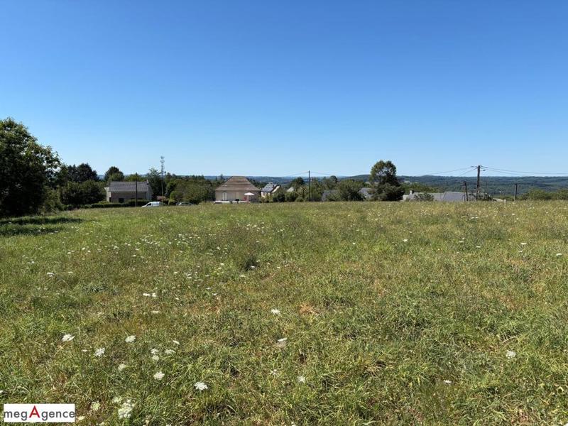 Terrain constructible - 1 417 m²