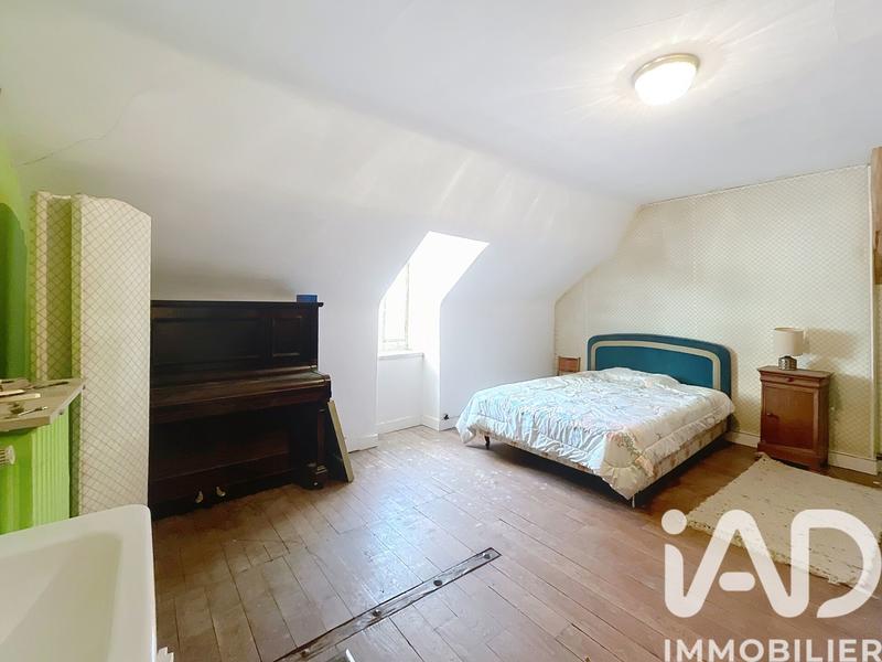 Maison - 194 m² - 9 pièces