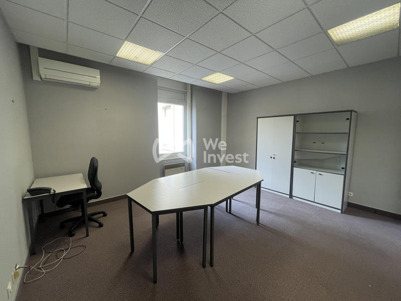 Bureau - 163 m² - 8 pièces