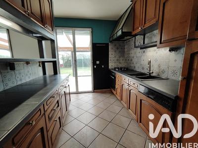 Maison - 111 m² - 6 pièces