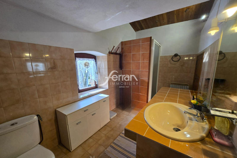 Appartement - 90 m² - 3 pièces