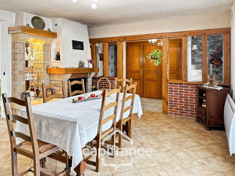 Maison - 140 m² - 7 pièces