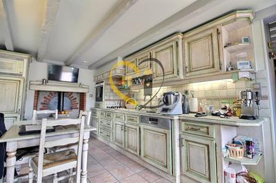 Maison - 133 m² - 7 pièces