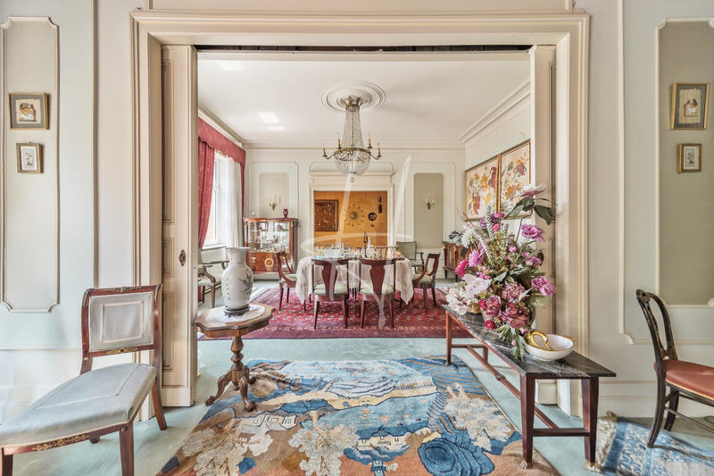 Appartement - 160 m² - 5 pièces