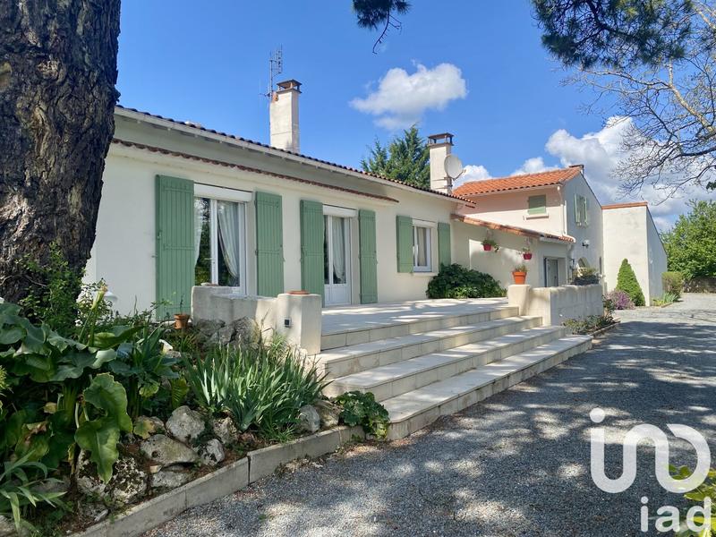 Maison - 168 m² - 6 pièces