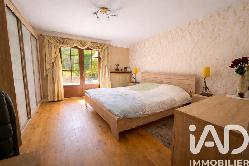 Maison - 175 m² - 7 pièces