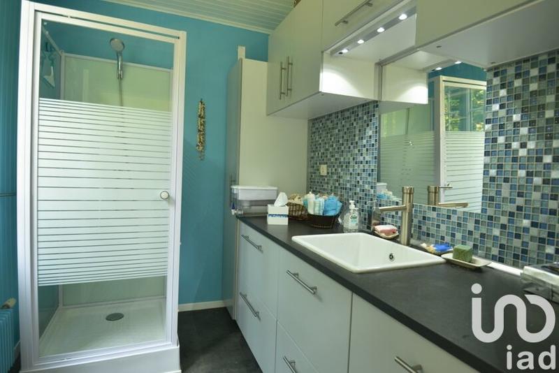 Maison - 235 m² - 7 pièces