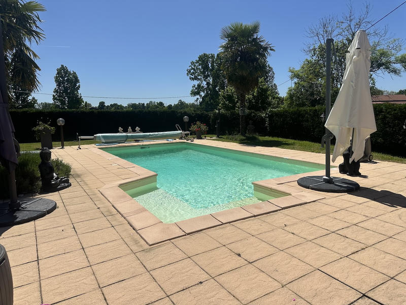 Maison - 107 m² - 5 pièces