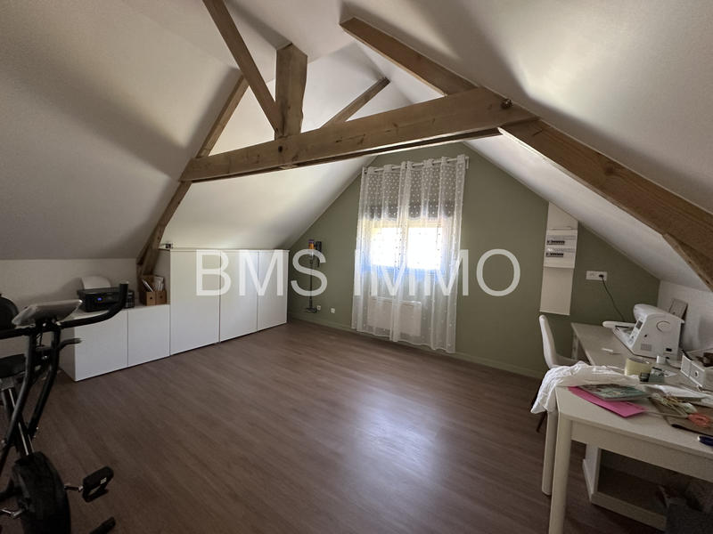 Maison - 251 m² - 6 pièces