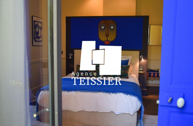 Maison - 434 m² - 11 pièces