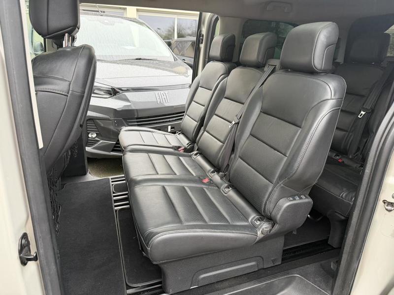 Peugeot Traveller 2.0 Bluehdi 150 s&amp;S Standard Allure