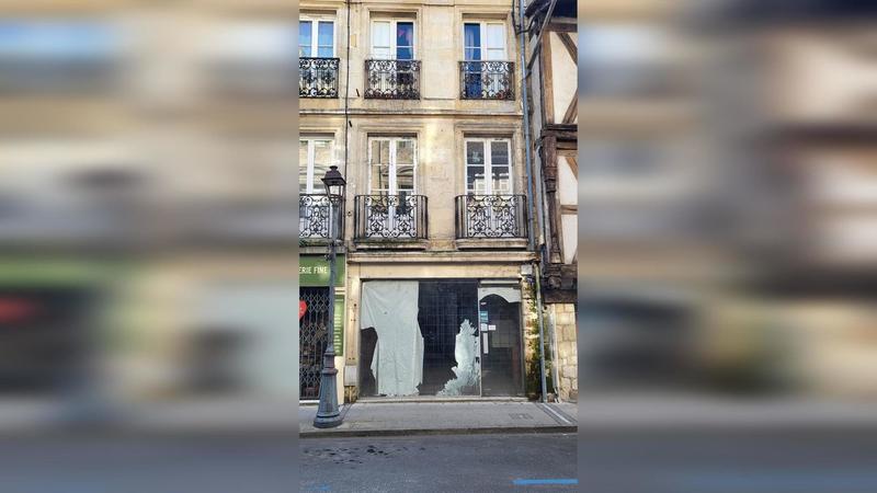 Immeuble - 183 m² - 7 pièces