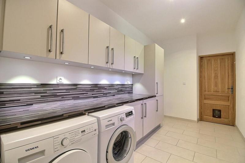 Villa - 198 m² - 7 pièces