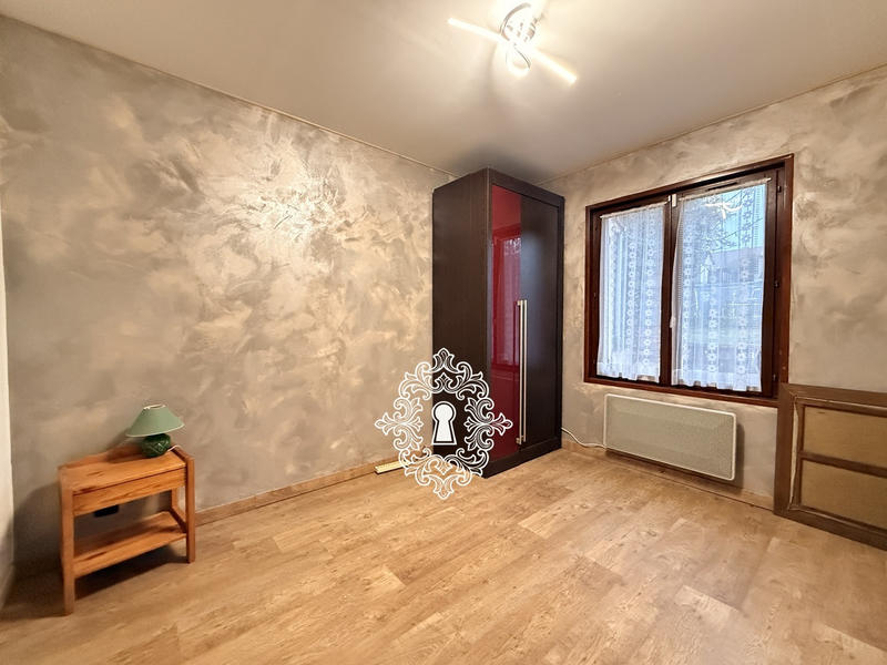 Maison - 162 m² - 7 pièces