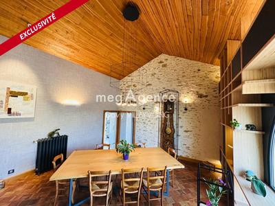 Maison - 162 m² - 6 pièces