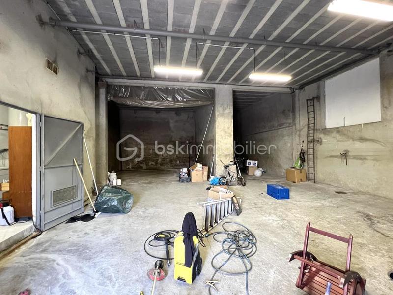 Maison - 282 m² - 9 pièces