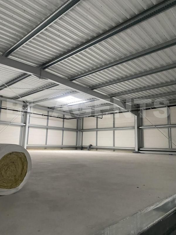 Local d'activités - 420 m² - 2 pièces