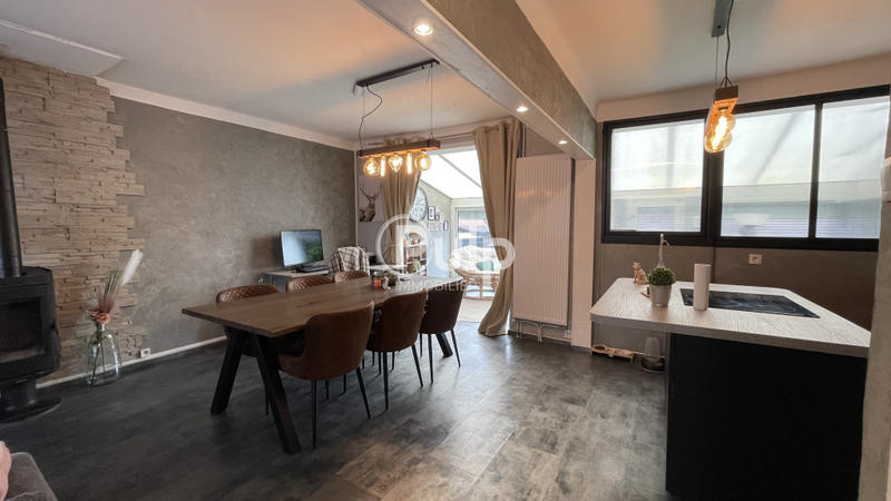 Maison - 88 m² - 4 pièces