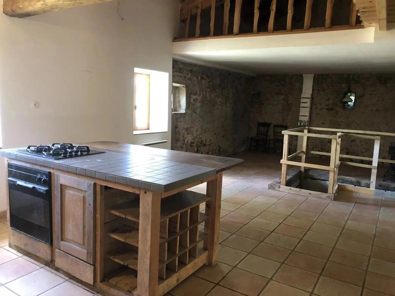 Maison - 235 m² - 5 pièces