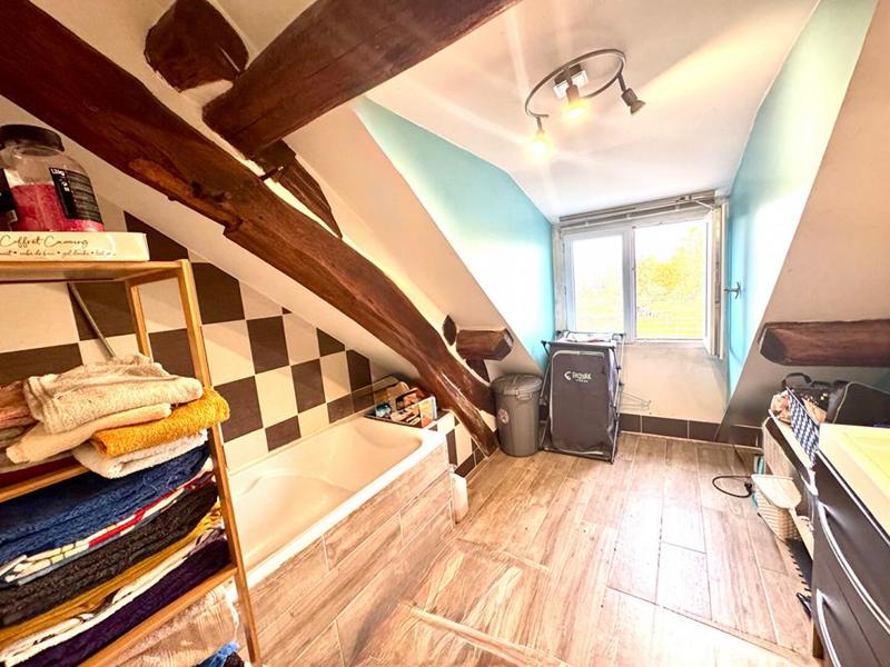 Maison - 100 m² - 6 pièces