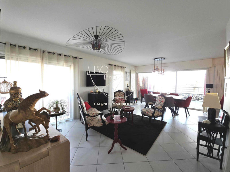 Appartement - 97 m² - 3 pièces