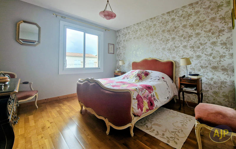 Maison - 145 m² - 7 pièces