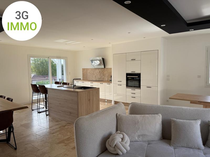 Villa - 161 m² - 5 pièces