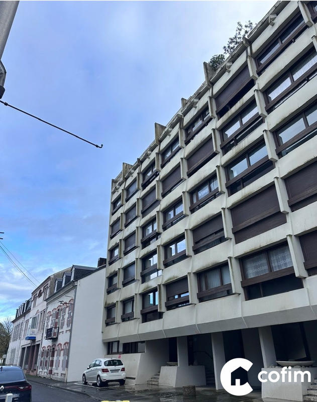 Appartement - 160 m² - 8 pièces